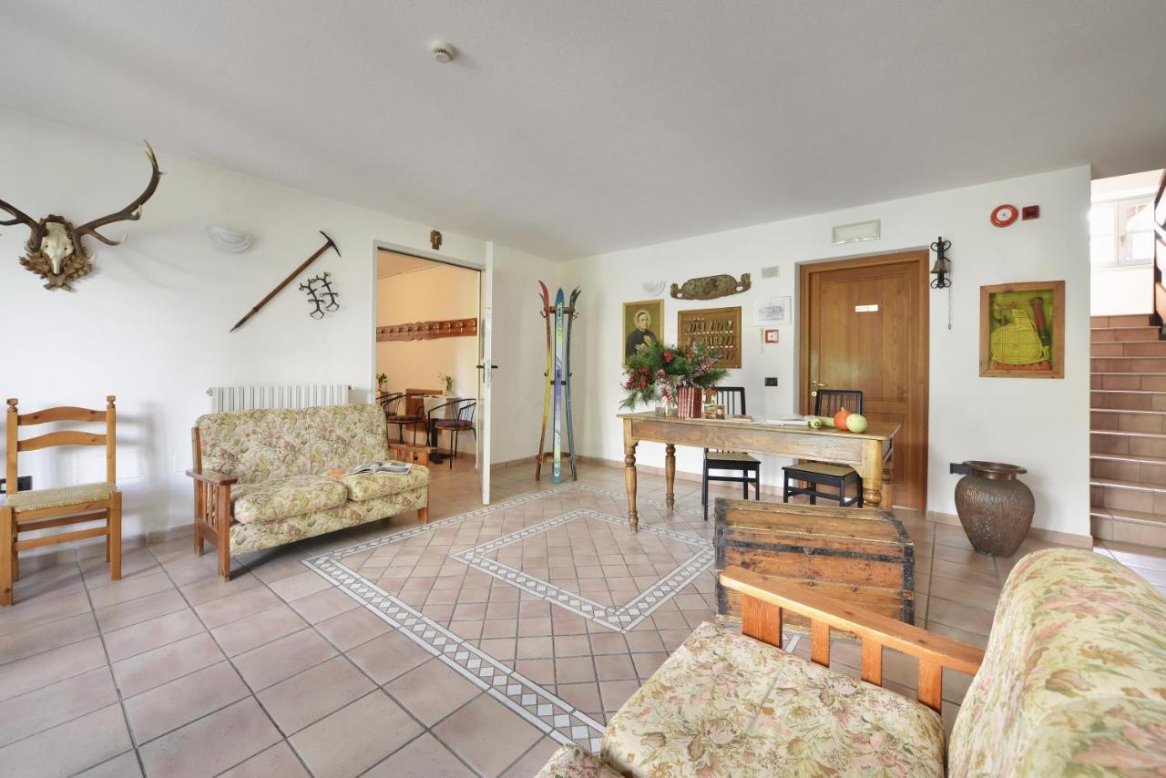 Albergo Casa Alpina San Luigi กัมโปโดลชิโน ภายนอก รูปภาพ